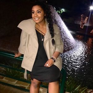 Meet your Posher, Alyssa